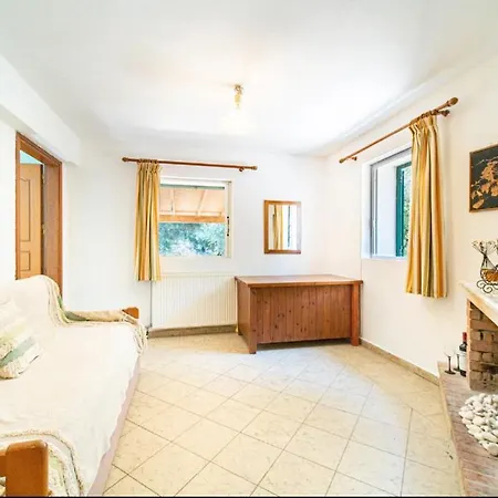 Apartment Tanjas Close To The *